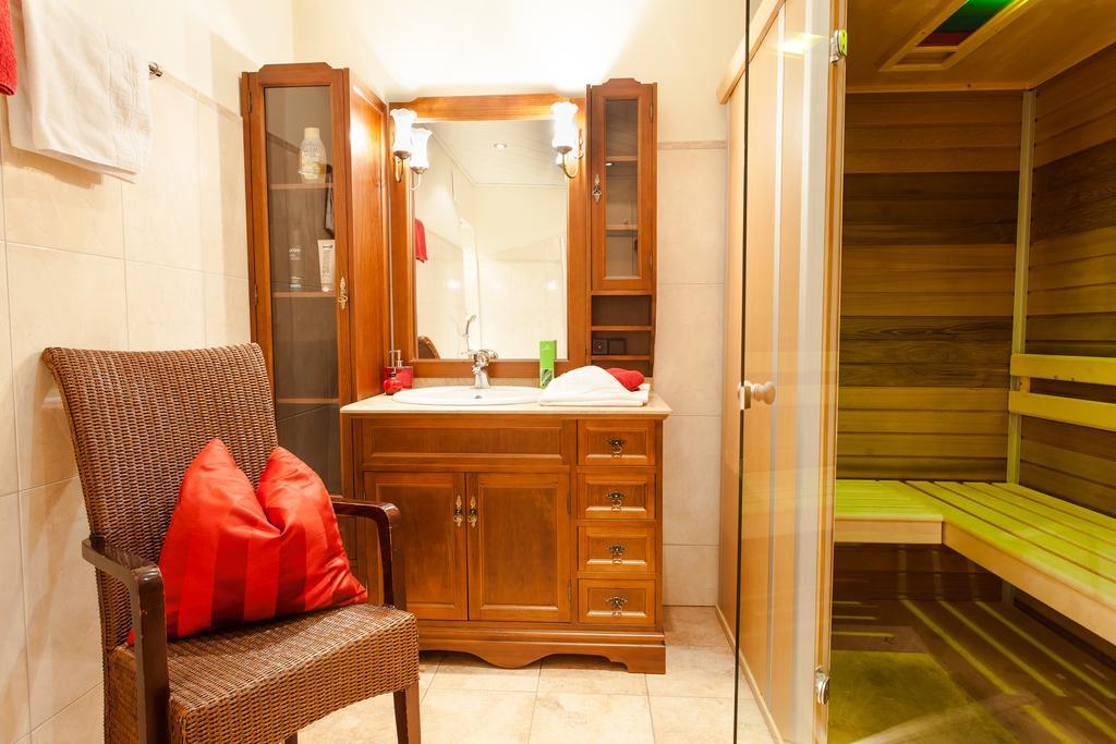 Exclusive Apartment Sylvie คาพรูน ภายนอก รูปภาพ